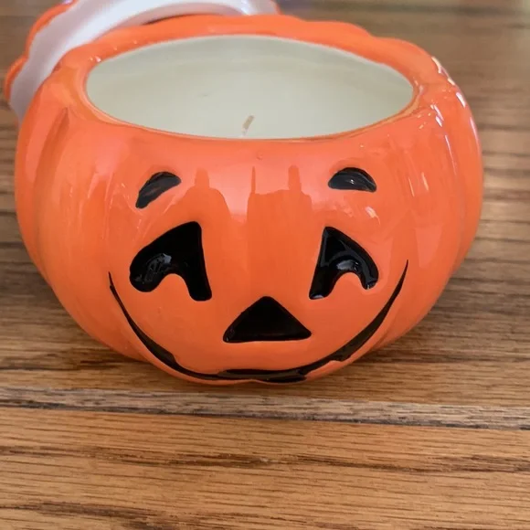 Pumpkin candle jar with topper - Picture 4 of 9
